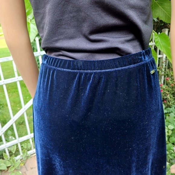 TOMMY HILFIGER Deep Blue Velvet Column Pull On Side Slit Maxi Skirt Like… - Picture 11 of 16